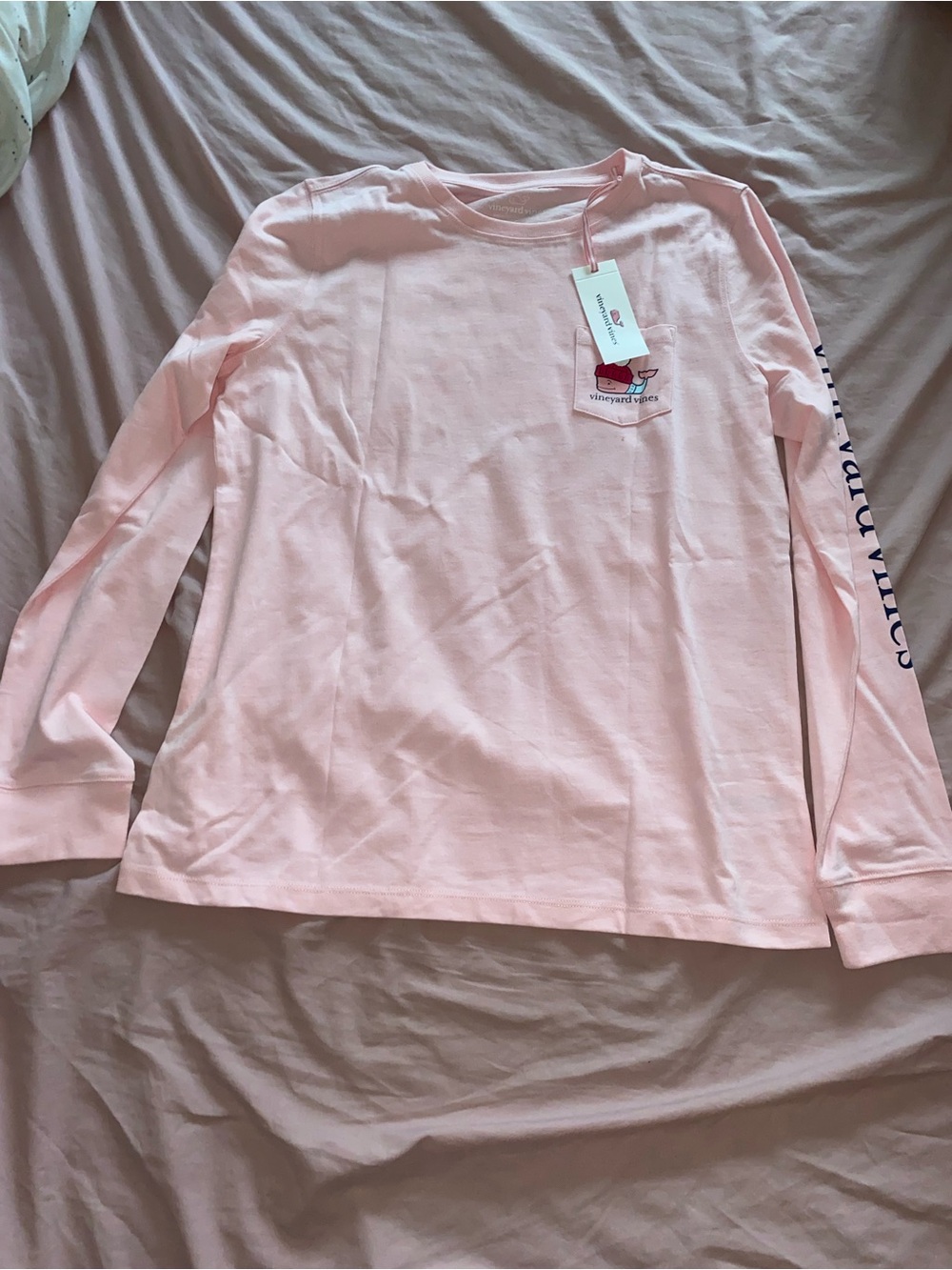 Vineyard Vines Light Pink Long Sleeve Tee with Apres Ski Graphic